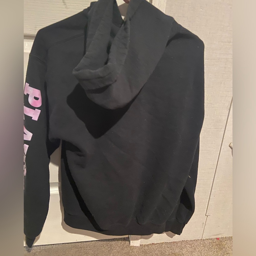 Selling this playboy hoodie for 50$